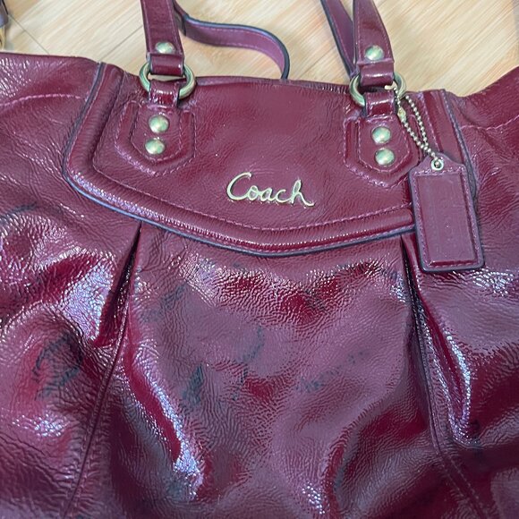 Coach Ashley patent shoulder bag - Picture 4 of 5